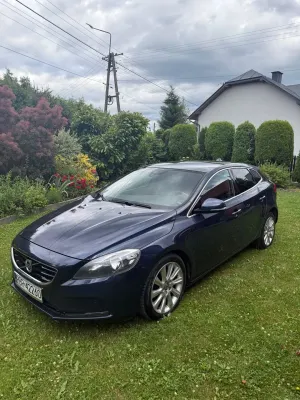 Volvo V40 II (2012-) D2 Summum 2012