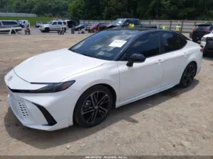 Toyota Camry 2.5 Hybrid Executive CVT 2025