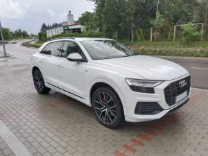 Audi Q8 SUV TFSI quattro 250 kW tiptronic S line business 2019