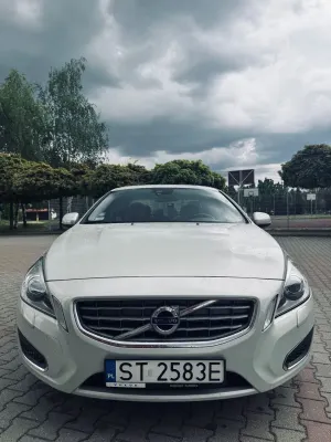 Volvo S60 II (2010-) 2011