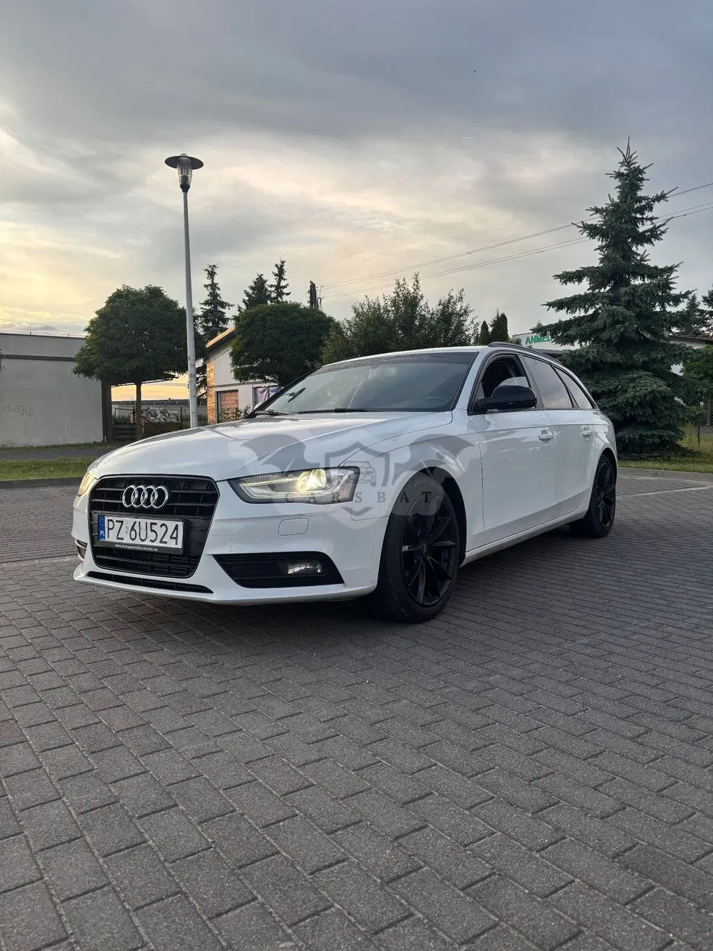 Audi A4 B8 (2007-2015) 2.0 TDI 2012