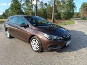 Opel Astra K (2015-2021) 1.6 D (CDTI) Start/Stop Dynamic 2016