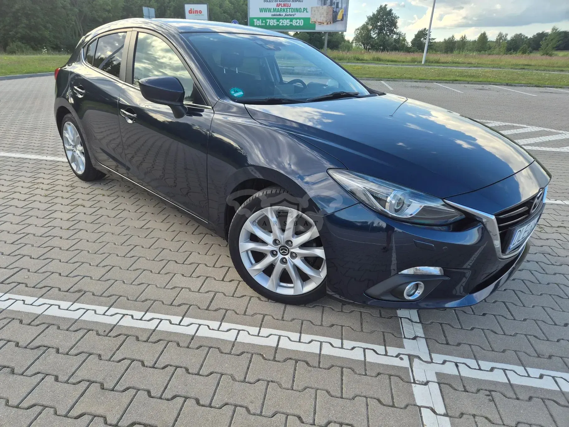 Mazda 3 III (2013-) SKYACTIV-G 120 Sports-Line 2015