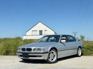 BMW 7 Series E38 (1994-2001) 740i 2001