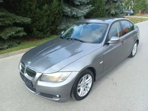 BMW 3 Series E90/E91/E92/E93 (2005-2012) 318i Edition Exclusive 2011