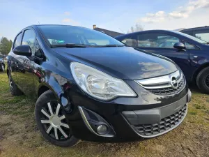 Opel Corsa D (2006-2014) 1.4 16V Innovation 2011