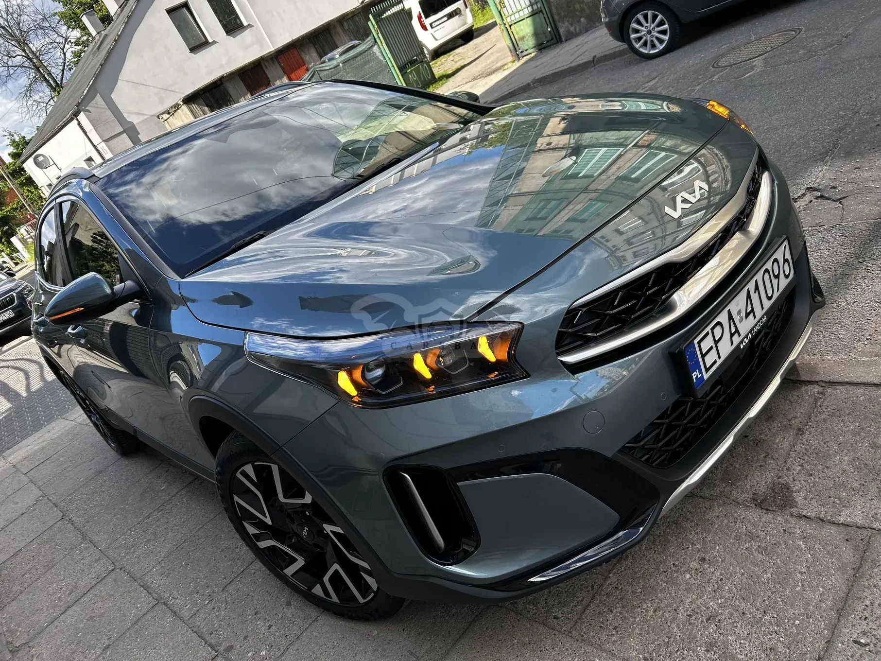 Kia XCeed 1.5 T-GDI Business Line DCT 2024