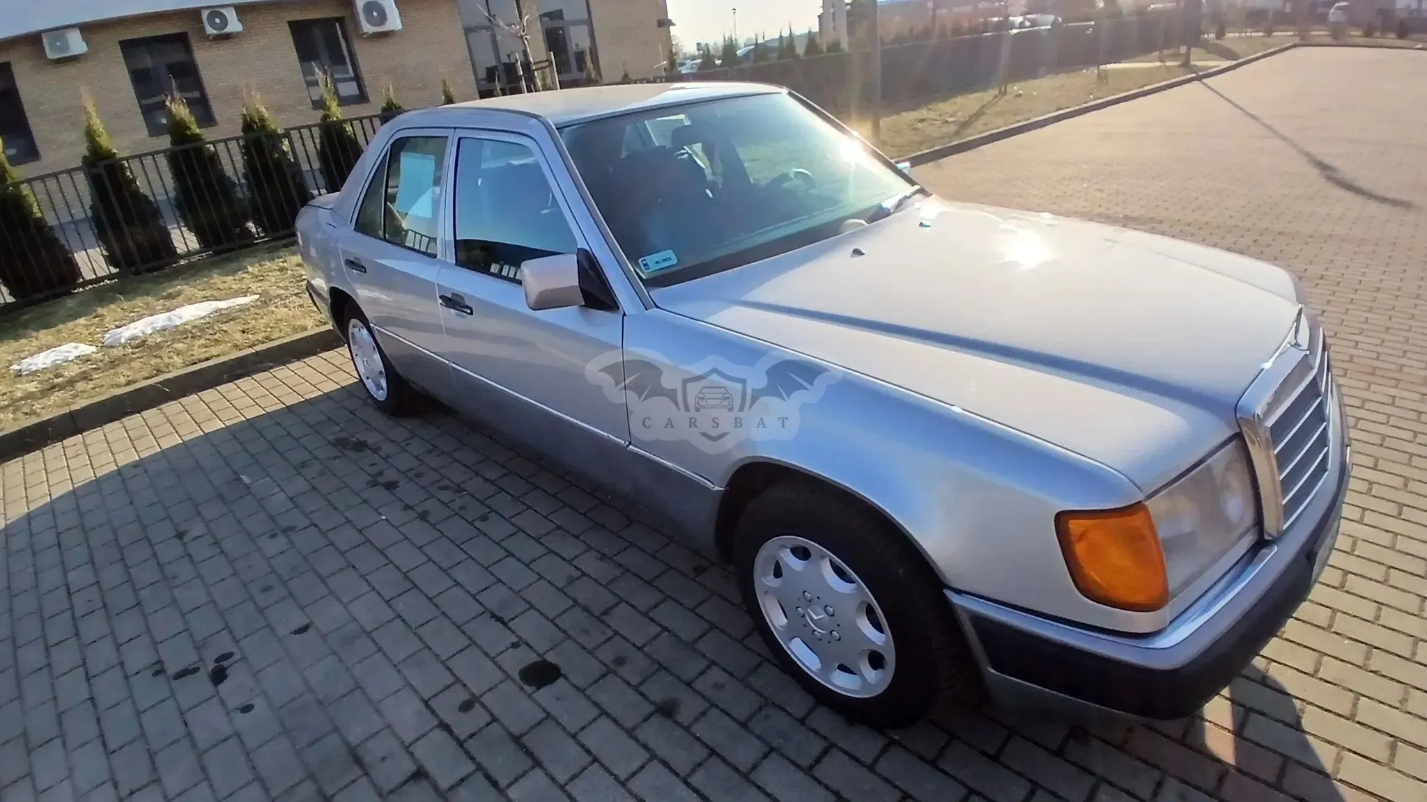 Mercedes-Benz E 1991