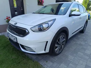 Kia Niro 1.6 GDI Hybrid L Business Line 2018