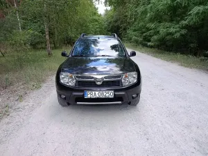 Dacia Duster I (2009-2017) 1.6 Laureate 2011