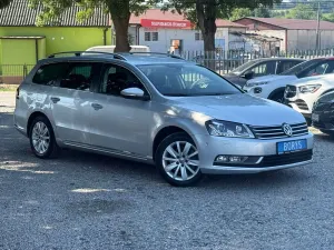 Volkswagen Passat B7 (2010-2014) 2.0 TDI 4Motion DSG BlueMotion Tech Highline 2013