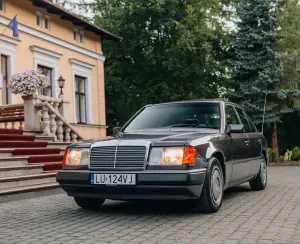 Mercedes-Benz E 1991