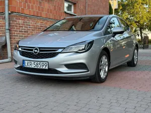 Opel Astra K (2015-2021) 1.6 CDTI Enjoy 2018