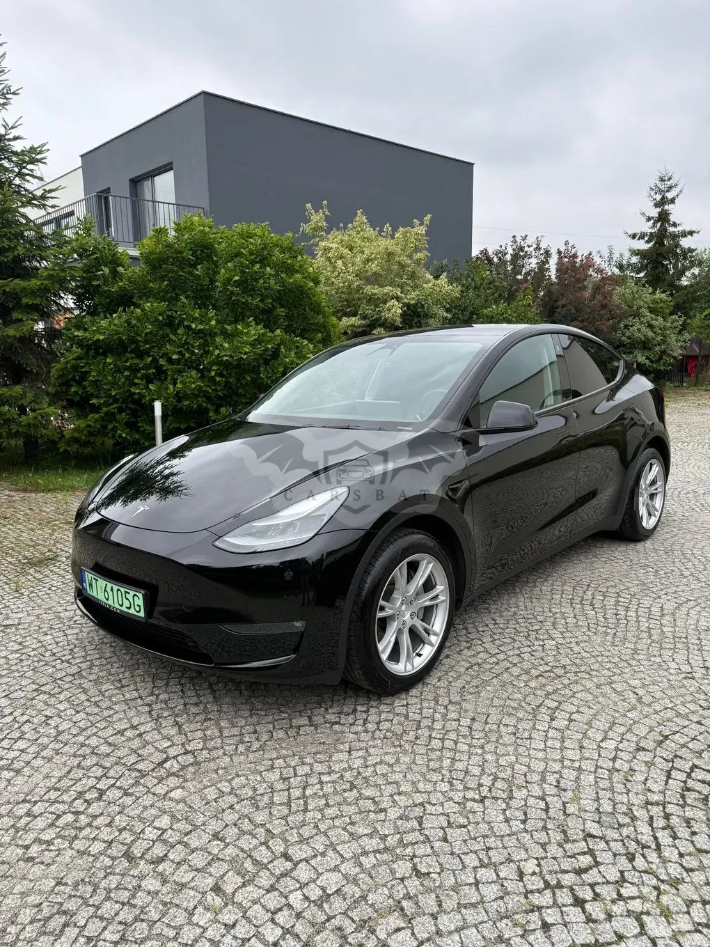 Tesla Model y 2024