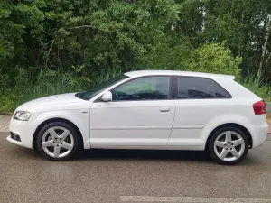 Audi A3 8P (2003-2012) 2.0 TDI DPF S Line Sportpaket plus 2009