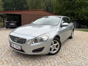 Volvo V60 I (2011-2018) D2 Kinetic 2011