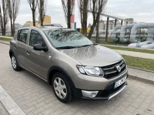 Dacia Sandero II (2012-2020) 1.2 16V 2013