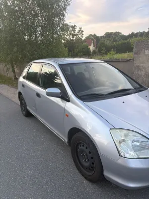 Honda Civic VII (2001-2006) 1.4i 2001
