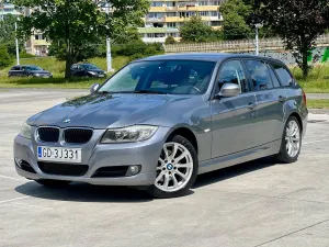 BMW 3 Series E90/E91/E92/E93 (2005-2012) 318d 2011
