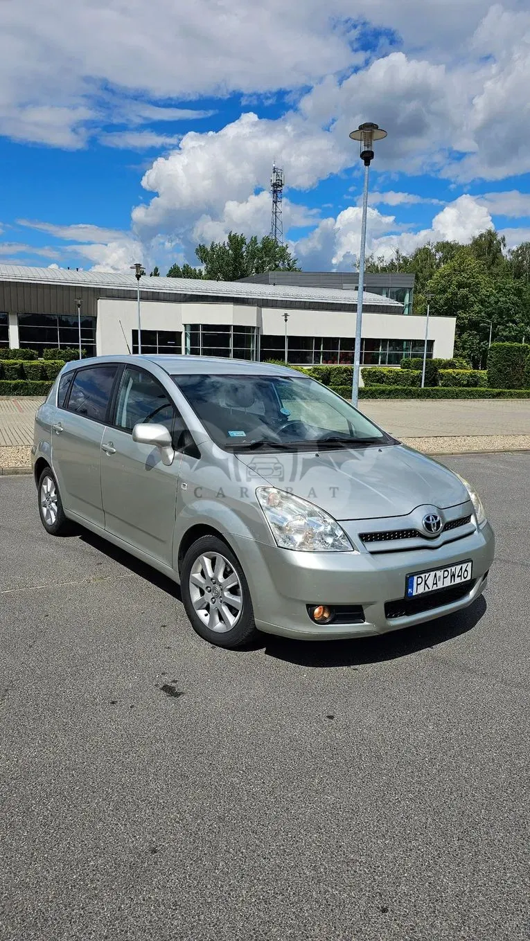 Toyota Corolla Verso 2.2 D-4D Gold 2006