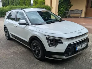 Kia Niro 1.6 GDI Hybrid L 2023