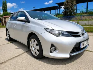 Toyota Auris II (2012-) 1.6 Premium 2013