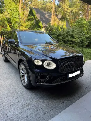 Bentley Bentayga V8 2022
