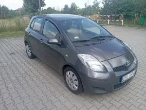 Toyota Yaris II (2005-2011) 1.33 Luna 2009