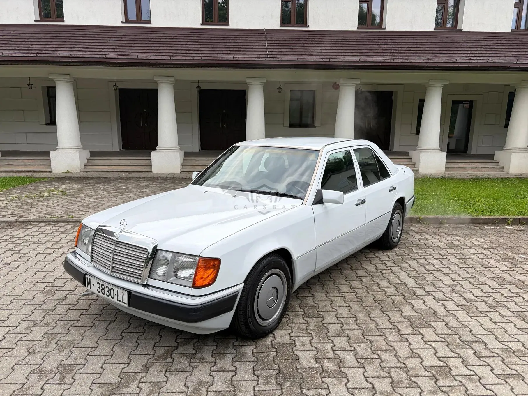Mercedes-Benz E 1990