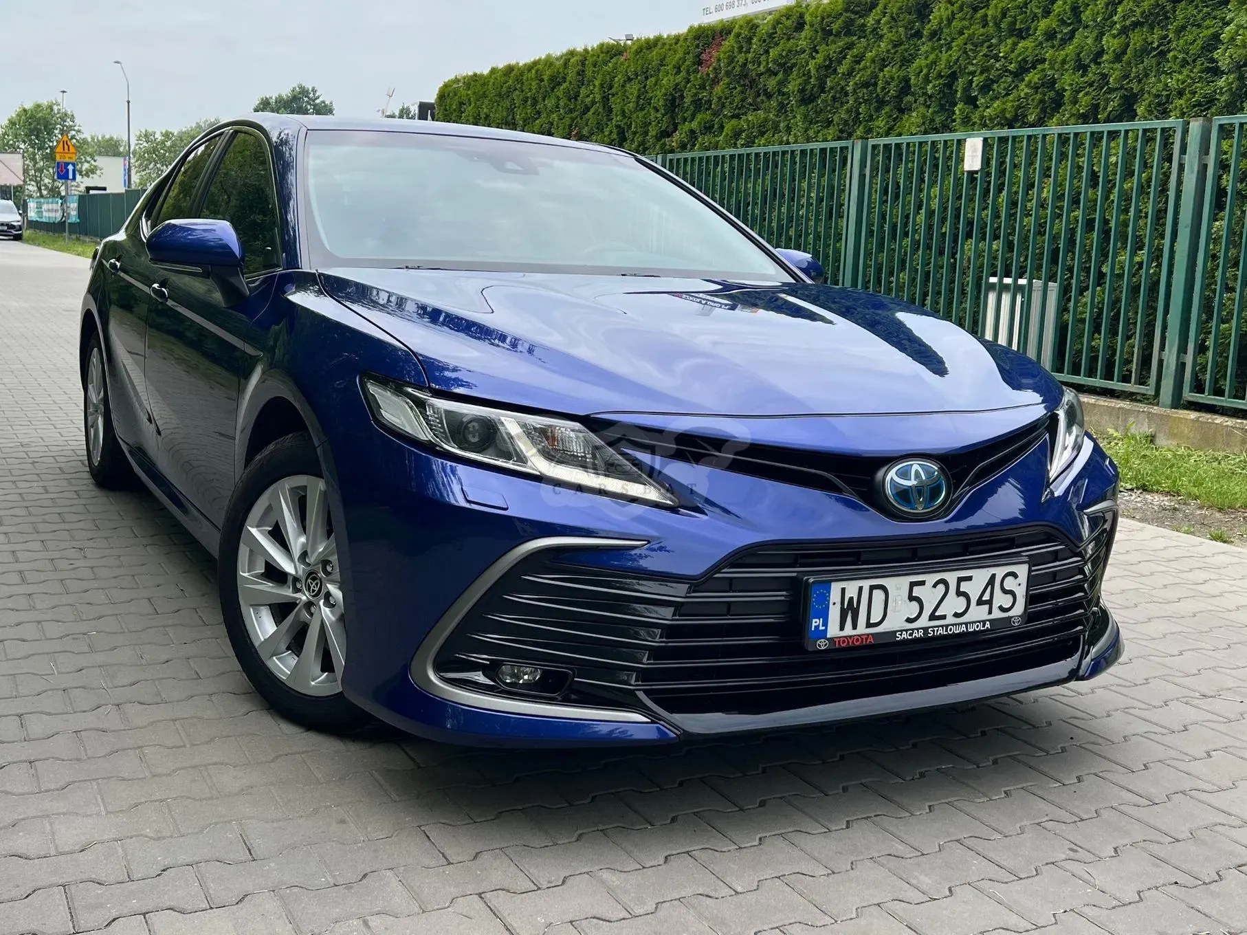 Toyota Camry 2.5 Hybrid Comfort CVT 2021