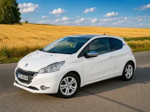Peugeot 208 I (2012-2019) 95 VTI Allure 2012