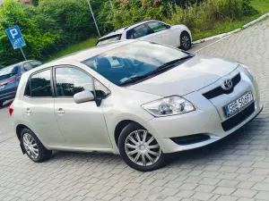 Toyota Auris I (2006-2012) 2.0 D-4D Premium 2008