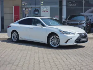 Lexus ES 300h Business Edition 2021