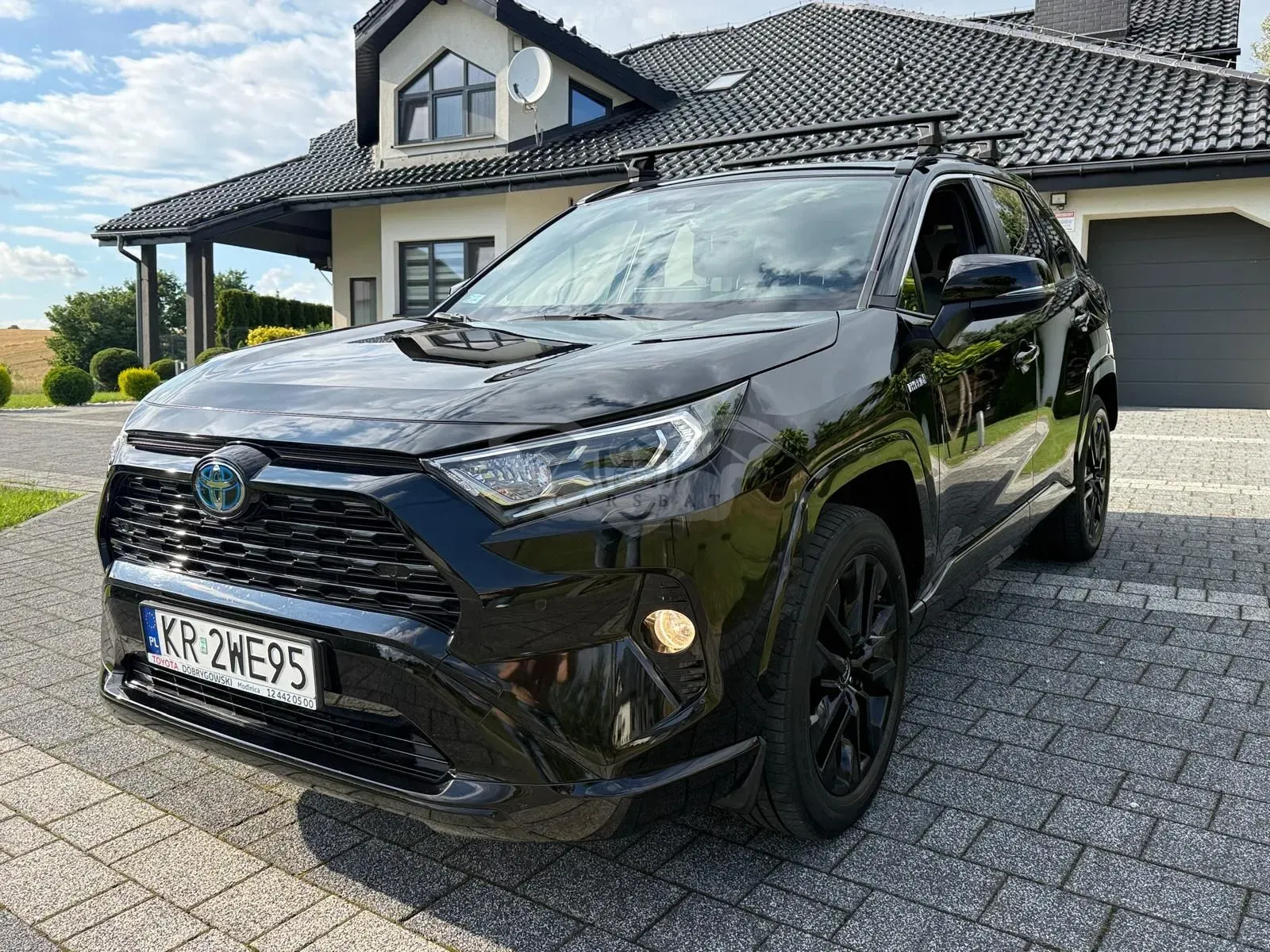 Toyota Rav4 V (2018-) 2.5 Hybrid Black Edition by JBL 4x2 2021