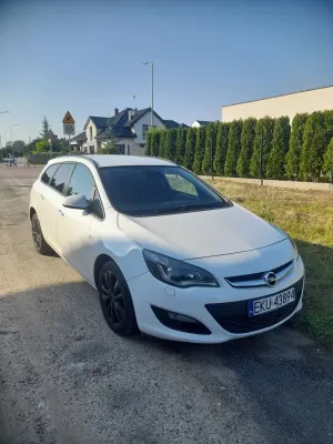 Opel Astra J (2009-2019) 1.4 T Sport 2014
