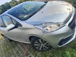Peugeot 208 I (2012-2019) 1.2 PureTech Active 2017
