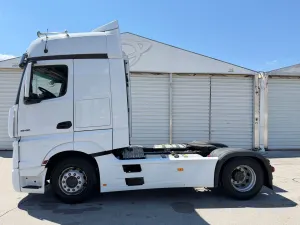 Mercedes-Benz Actros 2024