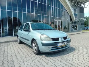 Renault Clio II (1998-2012) 1.2 16V Pack Authentique 2004