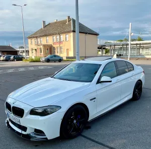 BMW 5 Series F10/F11 (2009-2017) 550i xDrive Sport-Aut 2011