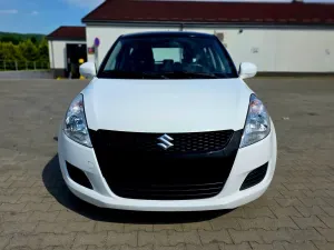 Suzuki Swift V (2010-2017) 1.3 Black and White 2011