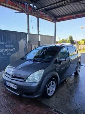 Toyota Corolla Verso 2.0 D-4D Sol 7os 2005