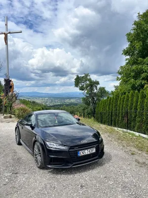 Audi TT 8S (2014-) 2.0 TFSI Quattro S tronic 2014