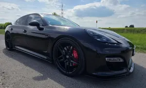 Porsche Panamera GTS 2012
