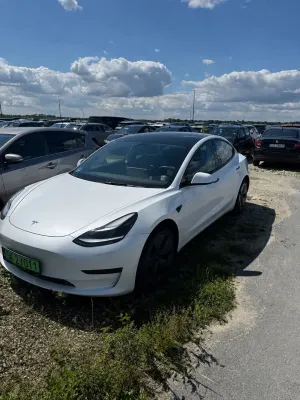 Tesla Model 3 Standard Range Plus 2021