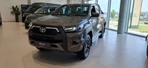 Toyota Hilux 2.8 D-4D mHEV Double Cab Invincible 4x4 2026