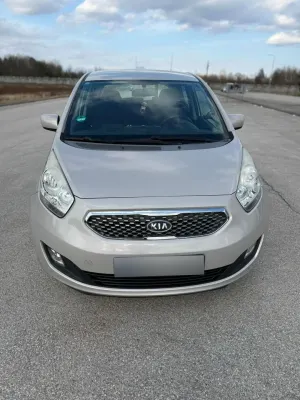 Kia Venga 1.6 L 2011