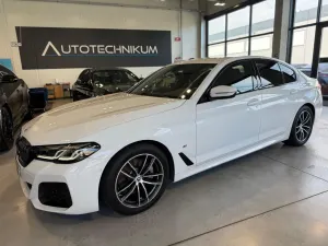 BMW 5 Series G30/G31 (2017-2023) 520d MHEV M Sport sport 2022