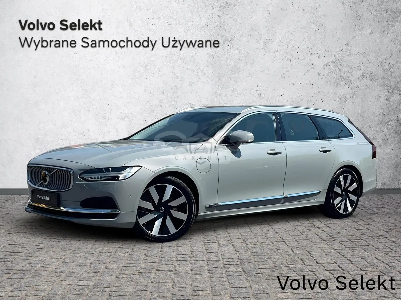 Volvo V90 2025