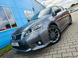 Lexus CT F SPORT 2011