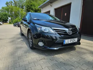 Toyota Avensis III (2009-) 2.0 D-4D Premium 2013